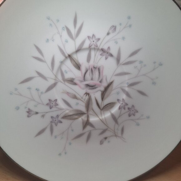 Memphis Fine China Floral Pattern Saucer Silver Trim Vintage Pink Gray Rose‎ - Picture 2 of 5